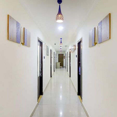 Super Hotel O Relax Grand Near Snow World Хайдарабад Экстерьер фото